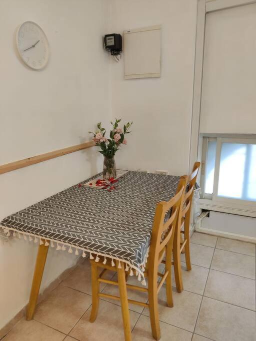 דירה לזוג על שוק מחנה יהודה Apartment Ierusalim Exterior foto
