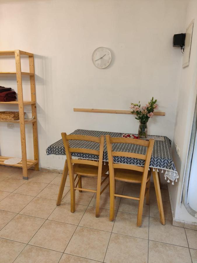 דירה לזוג על שוק מחנה יהודה Apartment Ierusalim Exterior foto